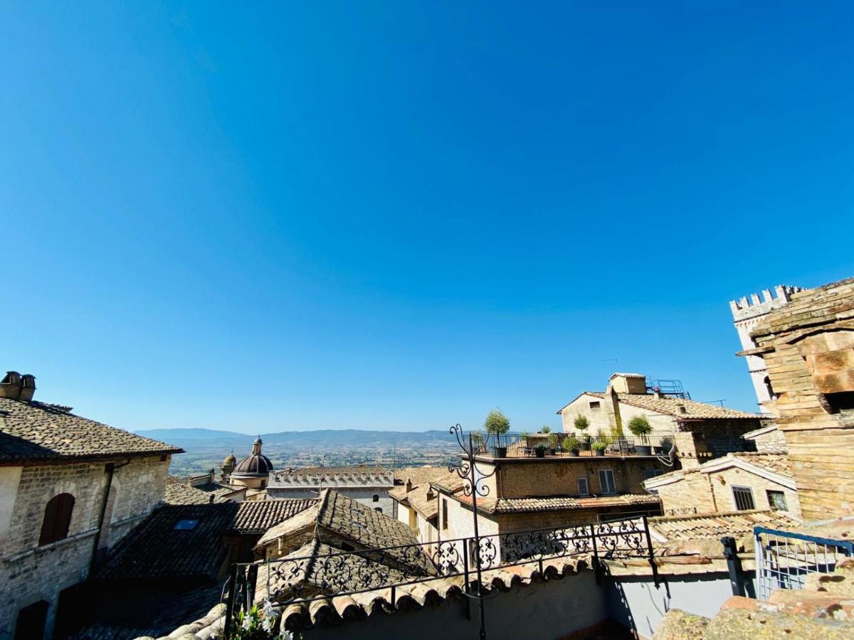 Hotel La Fortezza Ассизи Экстерьер фото