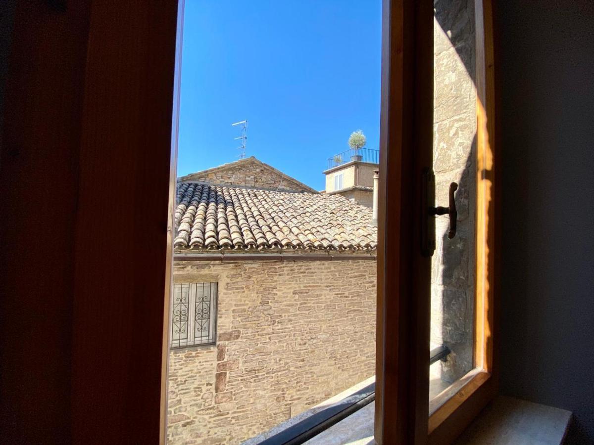 Hotel La Fortezza Ассизи Экстерьер фото